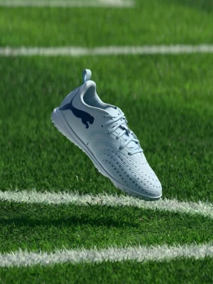 Buty piłkarskie na murawę Puma jasnoniebieski