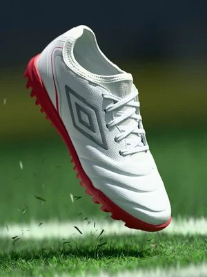 Buty piłkarskie na murawę Umbro