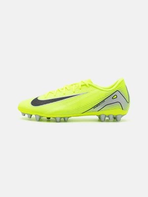 Buty piłkarskie na sztuczną trawę Nike zielony neon