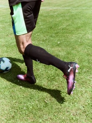 Buty piłkarskie na sztuczną trawę Puma