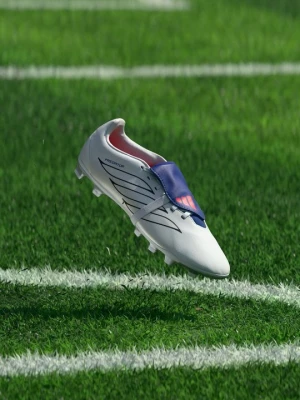 Buty piłkarskie na twardą nawierzchnię Adidas biały