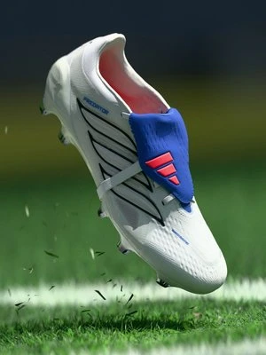 Buty piłkarskie na twardą nawierzchnię Adidas biały