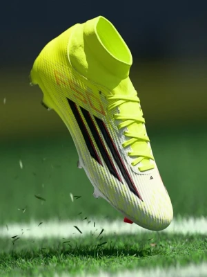Buty piłkarskie na twardą nawierzchnię Adidas żółty