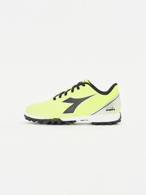 Buty piłkarskie na twardą nawierzchnię Diadora