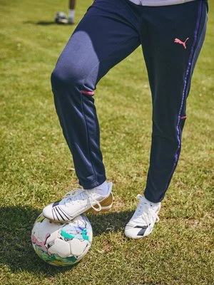 Buty piłkarskie na twardą nawierzchnię Diadora