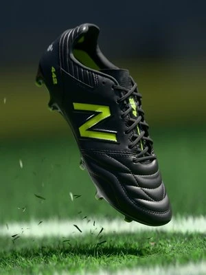 Buty piłkarskie na twardą nawierzchnię New Balance