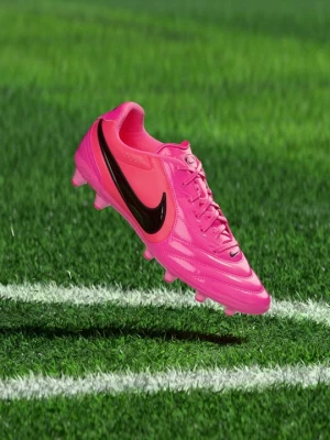 Buty piłkarskie na twardą nawierzchnię Nike