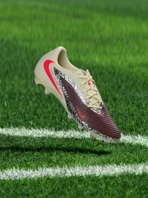 Buty piłkarskie na twardą nawierzchnię Nike ciemnoczerwony