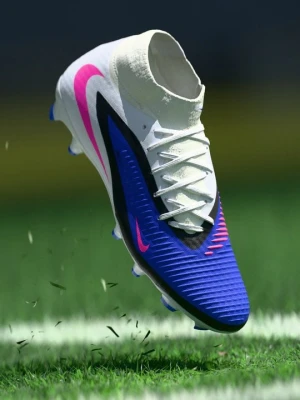 Buty piłkarskie na twardą nawierzchnię Nike niebieski