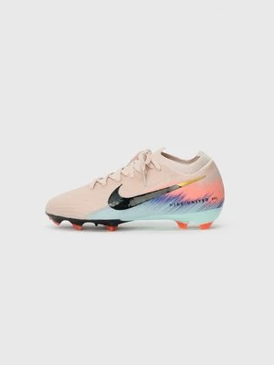 Buty piłkarskie na twardą nawierzchnię Nike czerwony
