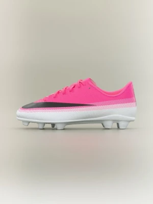 Buty piłkarskie na twardą nawierzchnię Nike różowy