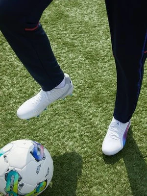 Buty piłkarskie na twardą nawierzchnię Puma