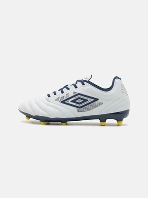 Buty piłkarskie na twardą nawierzchnię Umbro