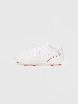 Buty piłkarskie na twardą nawierzchnię Umbro