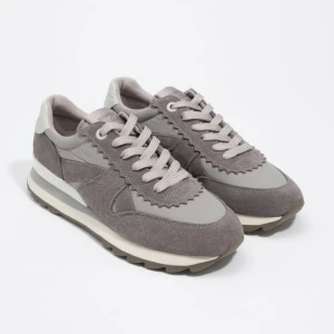 Buty sportowe techniczne 13 19 jasnoszare BIMBA Y LOLA LIGHT GREY
