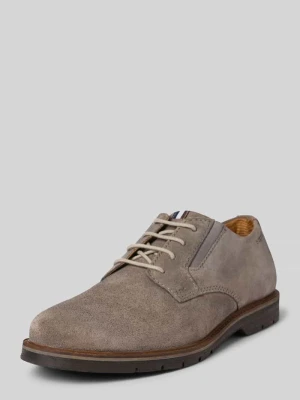 Buty sznurowane z detalem z logo model ‘Casimiro’ Bugatti