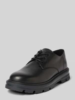 Zdjęcie produktu Buty sznurowane ze skóry model ‘GARNI’ Guess