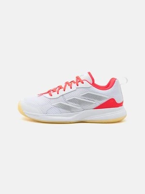 Buty tenisowe na nawierzchnię ziemną Adidas biały