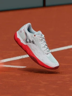 Buty tenisowe na nawierzchnię ziemną Mizuno czerwony