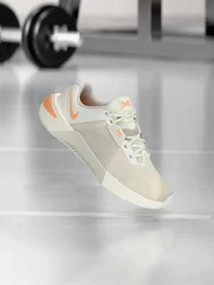 Buty treningowe Nike mleczny