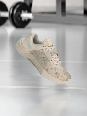 Buty treningowe Nike mleczny