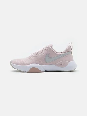 Zdjęcie produktu Buty treningowe Nike Performance