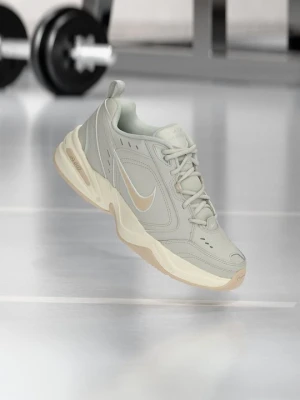 Buty treningowe Nike piaskowy