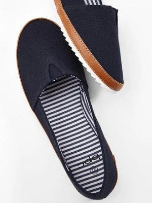 Buty wsuwane z bawełnianego płótna bonprix