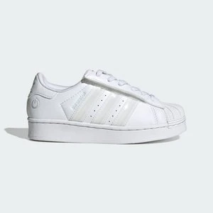 Buty z elastycznymi sznurówkami i wygodnym zapięciem dla dzieci. Superstar Led Lights Adidas