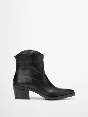 Buty za kostkę w zachodnim stylu Marc O'Polo černá