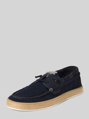 Buty żeglarskie z detal z logo Bullboxer