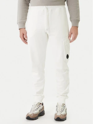 C.P. Company Spodnie dresowe 20CMSP067A110044G Écru Regular Fit Kremowy