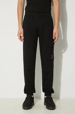 C.P. Company spodnie dresowe bawełniane Diagonal Raised Fleece Cargo Sweatpants kolor czarny gładkie 17CMSP017A005086W