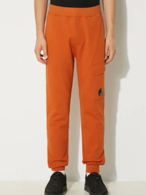 C.P. Company spodnie dresowe bawełniane Diagonal Raised Fleece Cargo Sweatpants kolor pomarańczowy gładkie 17CMSP017A005086W