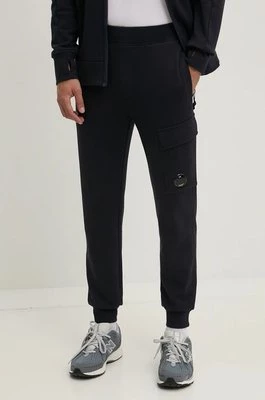 C.P. Company spodnie dresowe bawełniane Diagonal Raised Fleece Cargo Sweatpants kolor zielony gładkie 17CMSP017A005086W