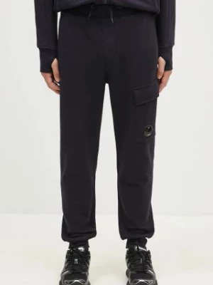 C.P. Company spodnie dresowe bawełniane Diagonal Raised Fleece Cargo Sweatpants kolor zielony gładkie 17CMSP017A005086W