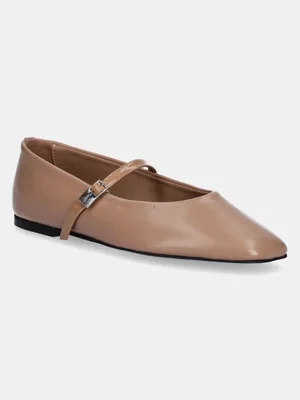 Calvin Klein baleriny skórzane BALLERINA NEW BUCKLE - LTH kolor beżowy HW0HW02483