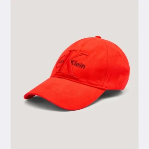 Calvin Klein Bejsbolówka