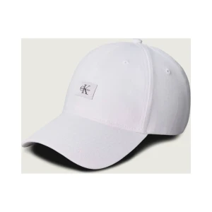 Calvin Klein Bejsbolówka
