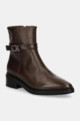 Calvin Klein botki skórzane HEEL ANKLE BOOT 30 W/HW LTH damskie kolor brązowy na płaskim obcasie HW0HW02183