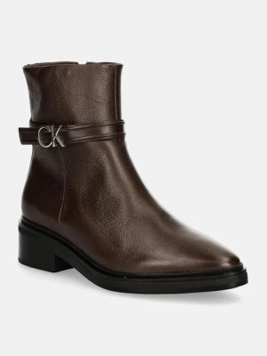 Calvin Klein botki skórzane HEEL ANKLE BOOT 30 W/HW LTH damskie kolor brązowy na płaskim obcasie HW0HW02183