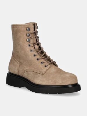 Calvin Klein buty zamszowe LACE UP BOOT W/ ZIP SUEDE męskie kolor beżowy HM0HM01576