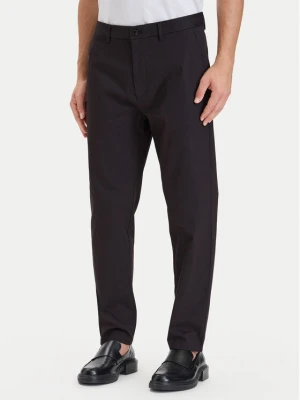 Calvin Klein Chinosy LV04LH610G Czarny Tapered Fit