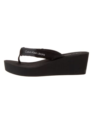 Calvin Klein Japonki w kolorze czarnym na koturnie rozmiar: 37
