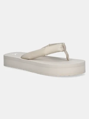 Calvin Klein Jeans japonki BEACH SANDAL FLATFORM TTXR SATIN damskie kolor beżowy na platformie YW0YW01723