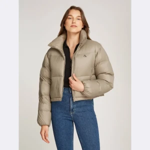 Calvin Klein Jeans Puchowa kurtka | Cropped Fit