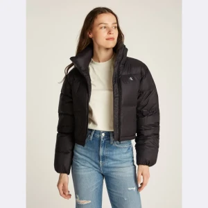 Calvin Klein Jeans Puchowa kurtka | Cropped Fit
