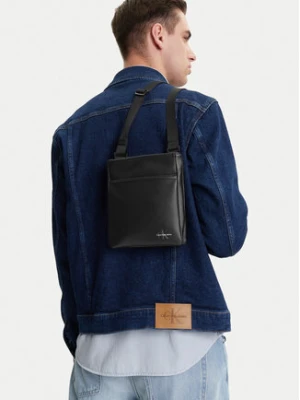 Calvin Klein Jeans Saszetka Mono Logo Flat Pack 18 LV04G3107G Czarny