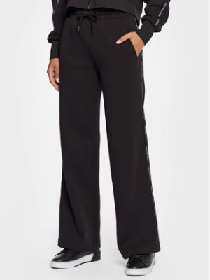 Calvin Klein Jeans Spodnie dresowe J20J220962 Czarny Regular Fit