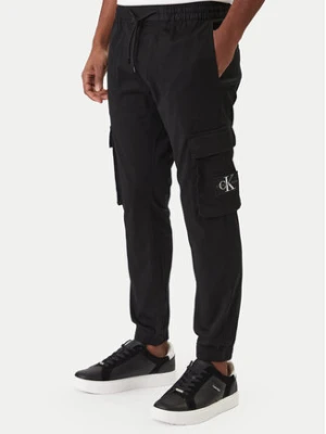 Calvin Klein Jeans Spodnie dresowe J30J324696 Czarny Skinny Fit